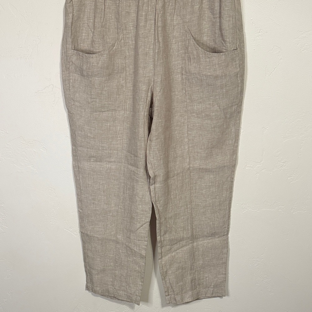 Quince Beige Linen-Blend Capris - Picture 4 of 10